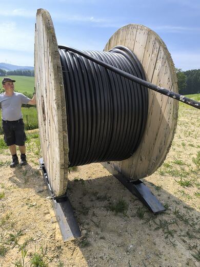 Kabeltrommel auf der Baustelle